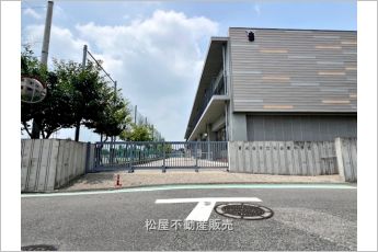 刈谷東中学校（1800m）