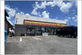 デイリーヤマザキ知立南陽店（430m）デイリーヤマザキ知立南陽店の南側からの全景です