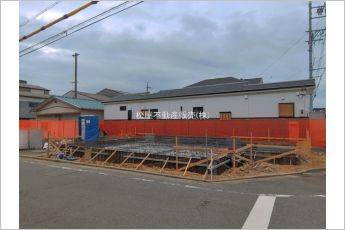 ブルーミングガーデン岡崎市中町4丁目　1号棟