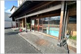 店舗入り口