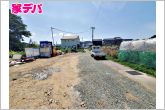 前面道路：西側約4ｍ幅