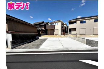 いろどりアイタウン新城市富沢1丁目25-P1　2号棟