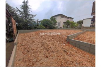 緑区鳴子町1期　1号棟