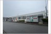 一色郵便局（800m）一色郵便局の東側からの全景です。