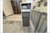 宅配BOXは不在時にも荷物を受け取ることができてとっても便利！