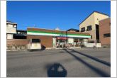 ファミリーマート岡崎欠町店（650m）ファミリーマート岡崎欠町店の南側からの全景です。
