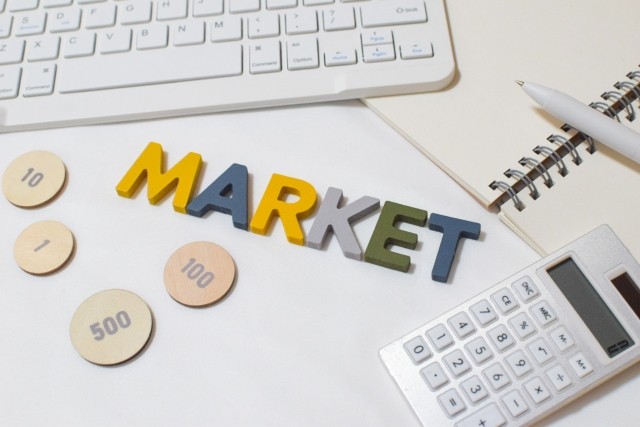 MARKET