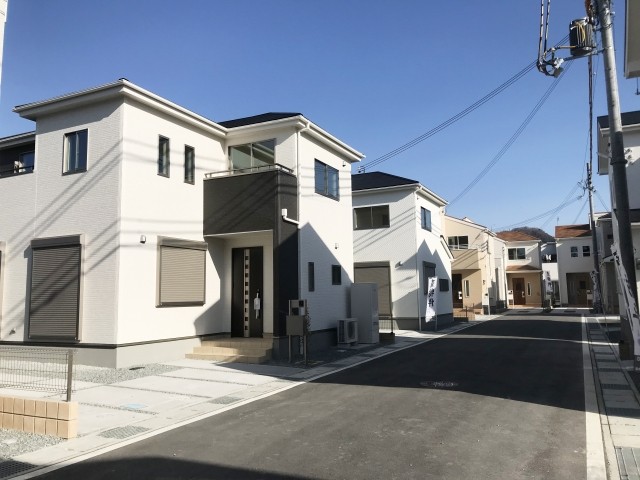 新築戸建は価格だけでなく、土地面積・建物面積・立地のバランスを見る